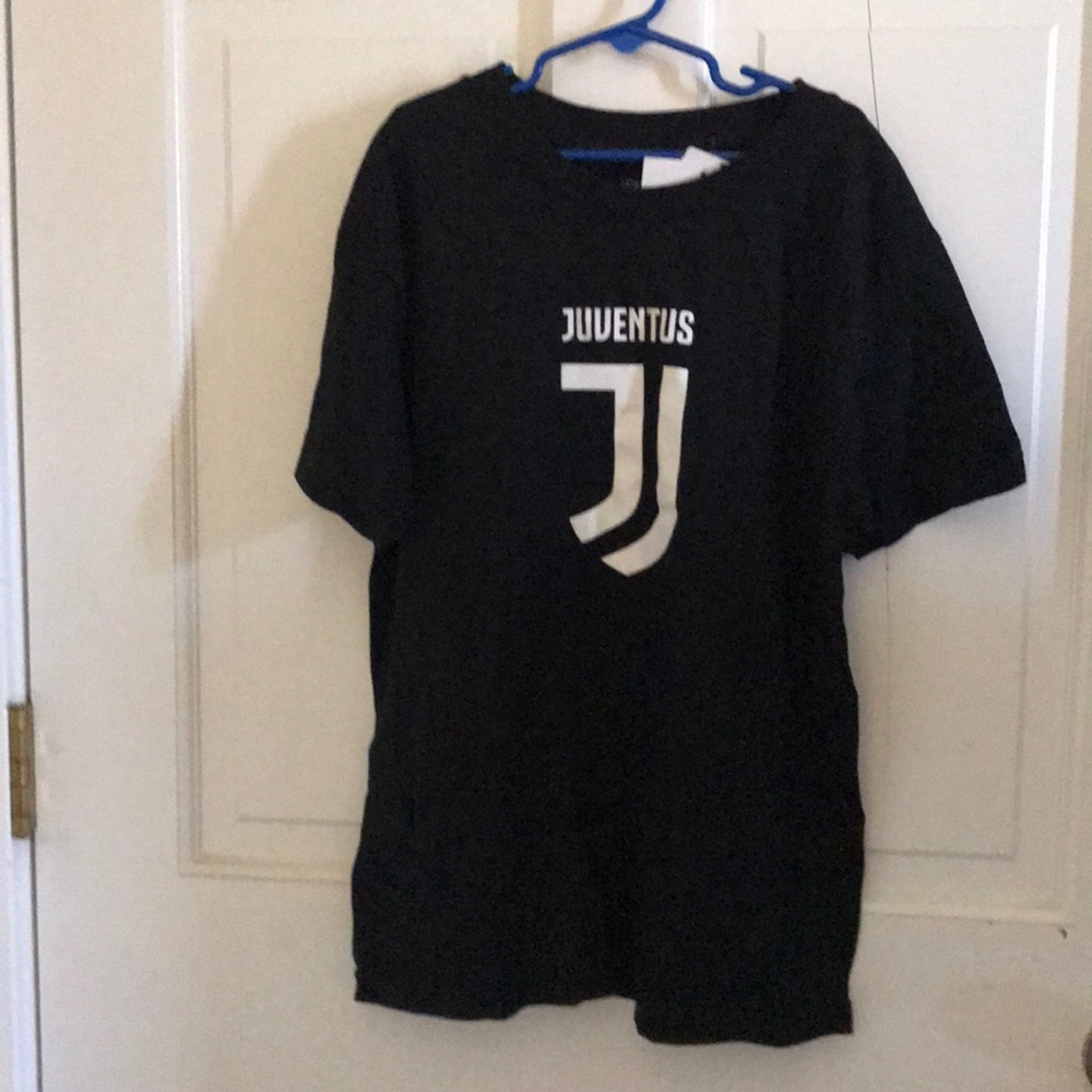 Juventus Black Tee Shirt Youth Medium